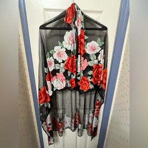 Large Floral Scarf/Shawl/Throw with Red & Pink Roses